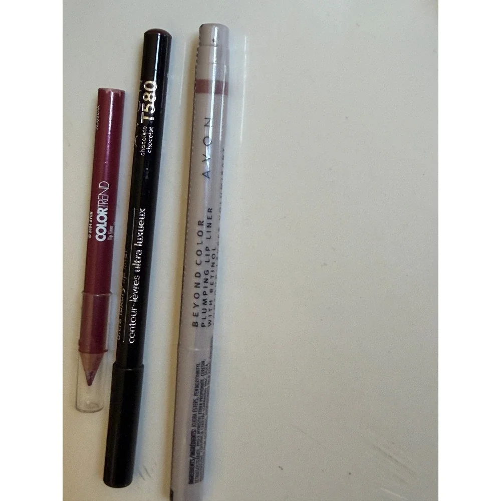bundle of 3 Avon Lip Liner Trio Rosebud Chocolate Spice‎ Beyond Color Plumping